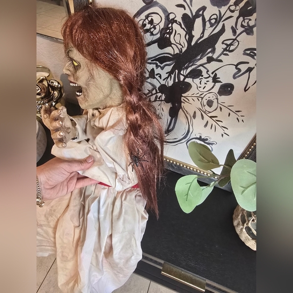 32" Tall Grim Girl Doll Halloween Prop Motion-Activated Spooky Creepy Decoration - Picture 4 of 7